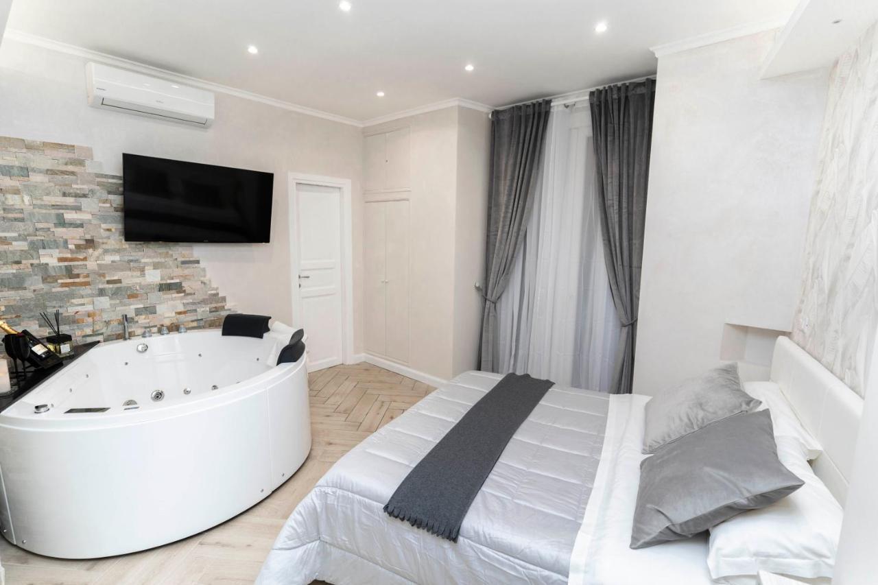 Silver Suite Coliseum Rome Bagian luar foto